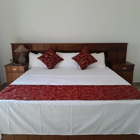 Sea View - Luxury Apartments By Tyronne Negombo Exterior photo
