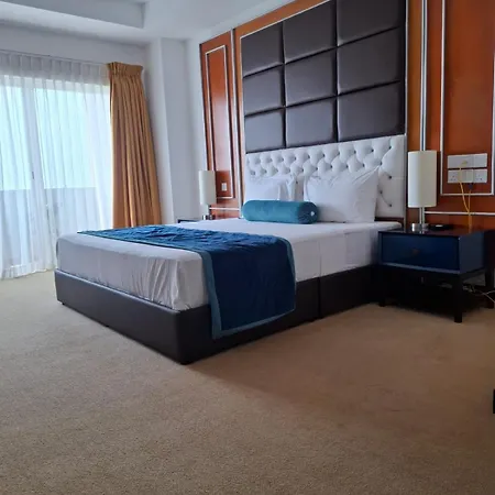 Sea View - Luxury Apartments By Tyronne Negombo Exterior photo