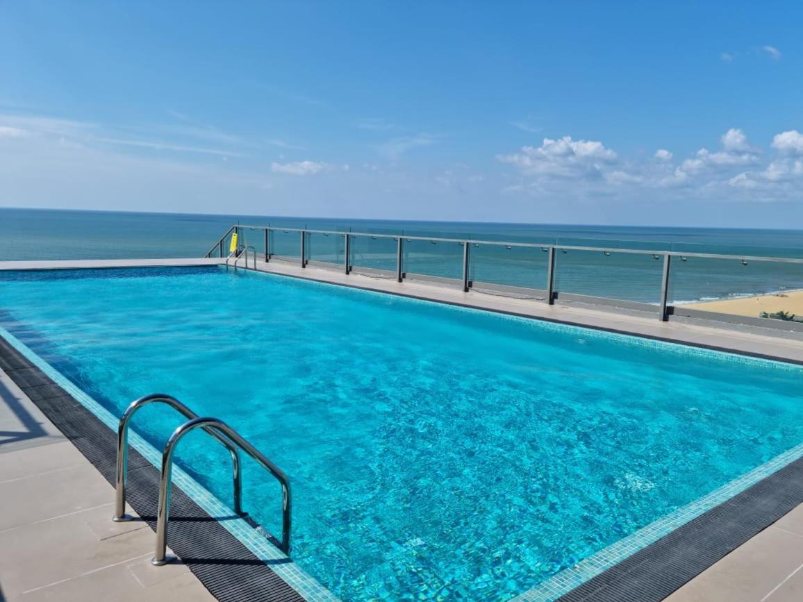 Sea View - Luxury By Tyronne * Negombo
