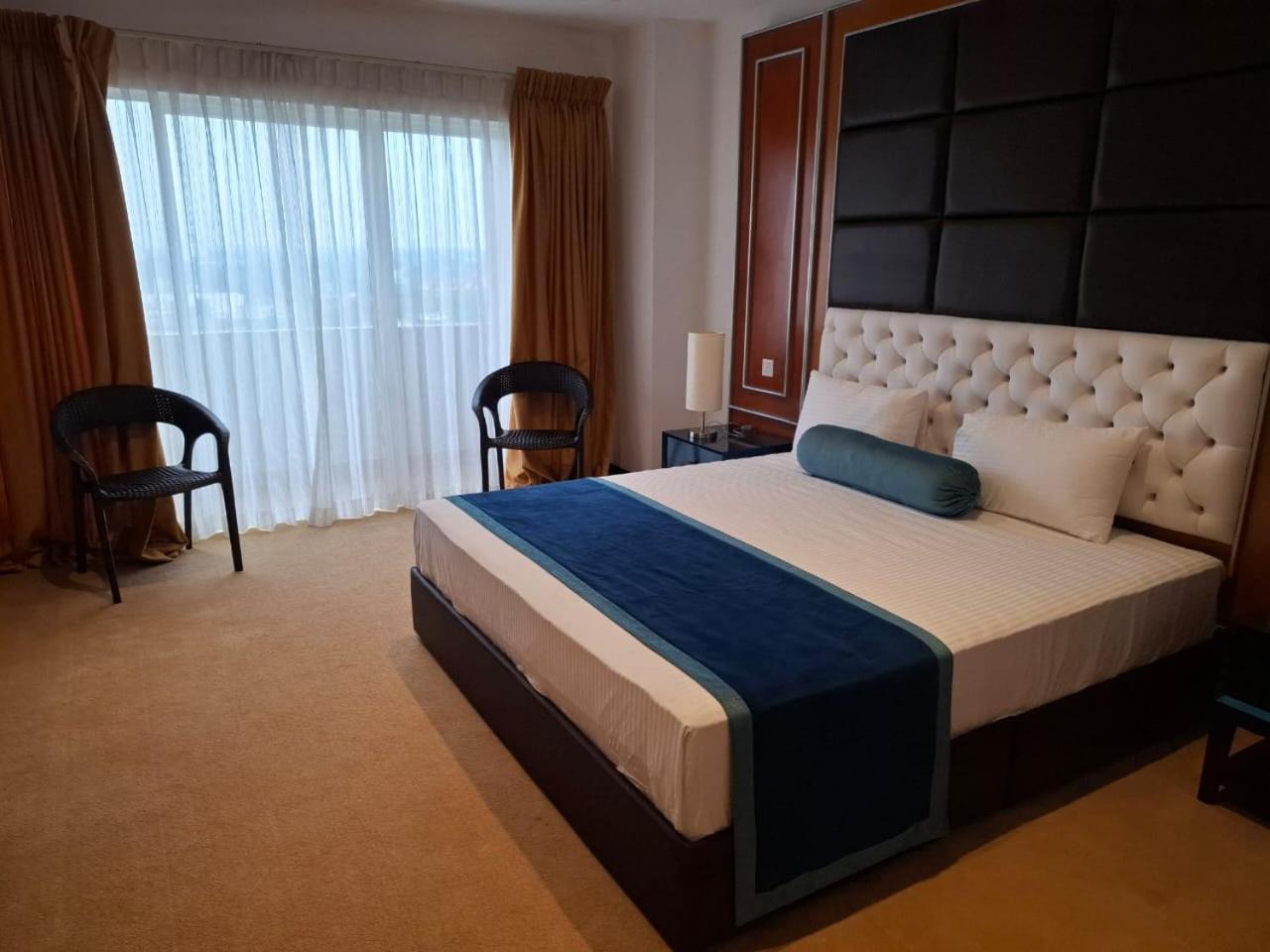 अपार्टमेंट Sea View - Luxury By Tyronne Negombo