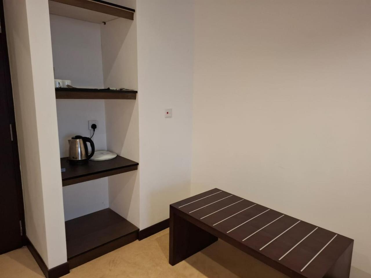 Sea View - Luxury By Tyronne अपार्टमेंट Negombo
